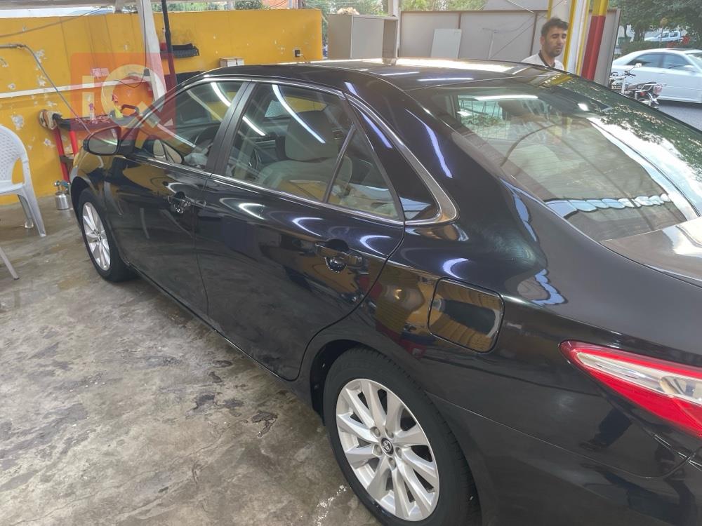 تۆیۆتا کامری